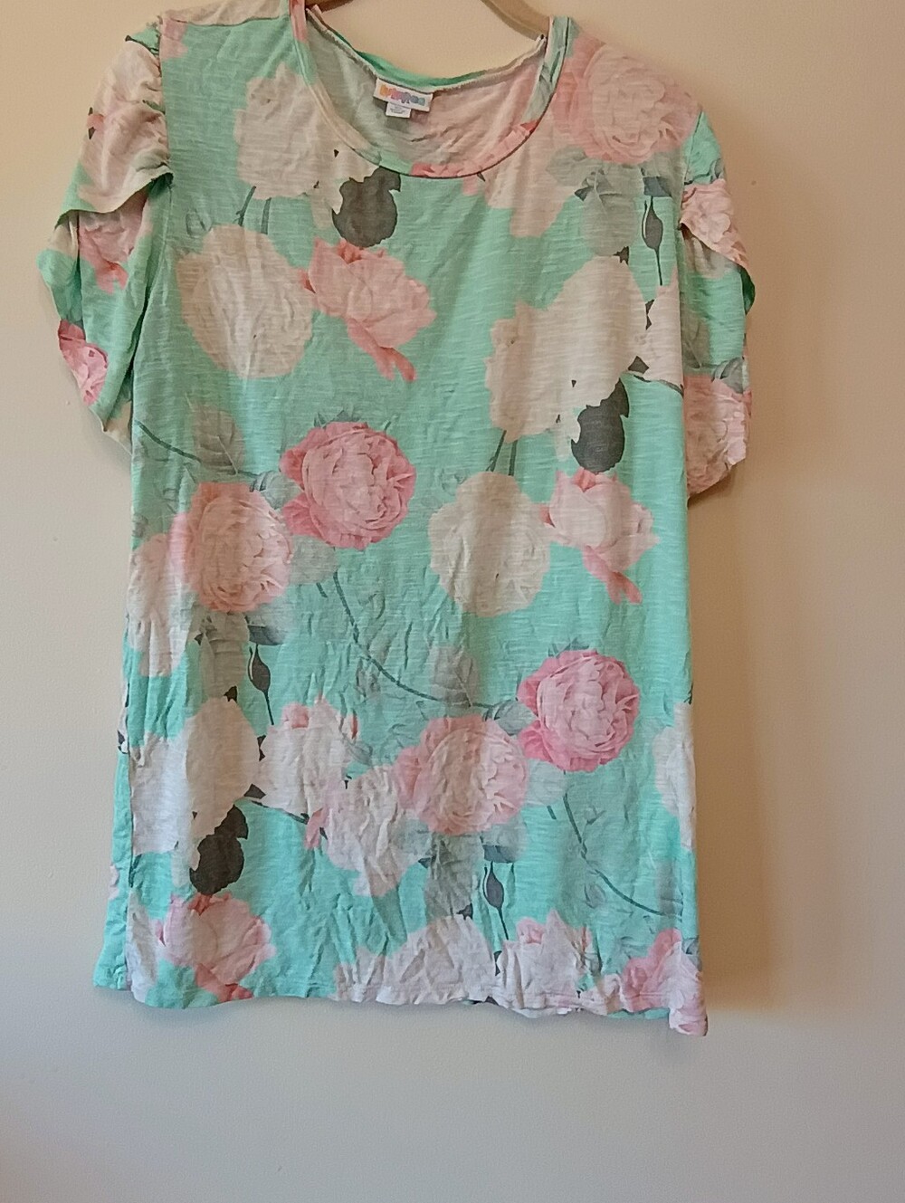 LuLaRoe Olive Top Mint Green Pink Floral Tulip Sleeve Hi-Low Boho Flowy Size XL - Picture 2 of 6